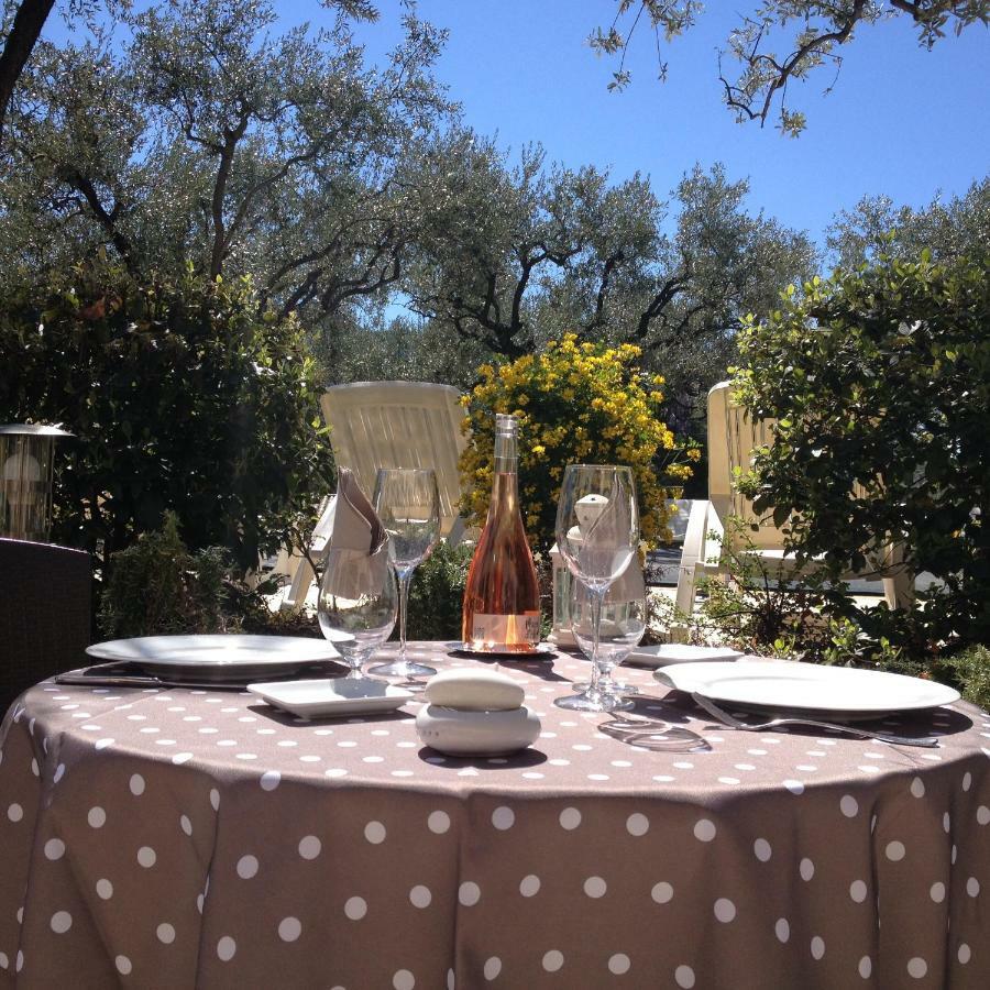 La Picholine En Provence Hotel Nyons Exterior photo